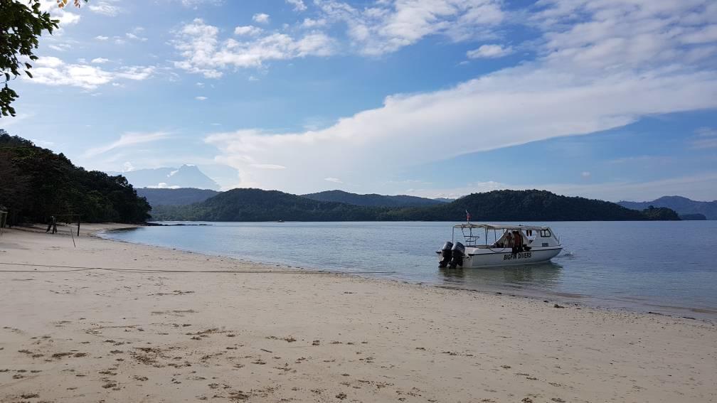 Bigfin Beach Resort Kota Belud Luaran gambar